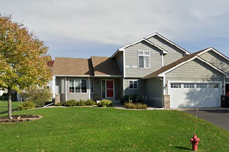 Mastic Siding & Richlin Windows Project in Rogers, MN Before